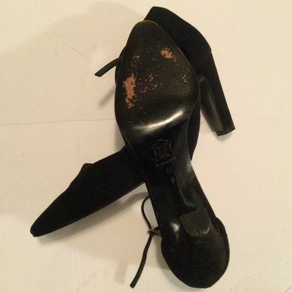 YVES ST LAURENT simple.elegant. Classic. Excellent condition. - Picture 3 of 3